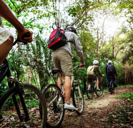 LE_CHAMBON_Village_Activite_Velo.